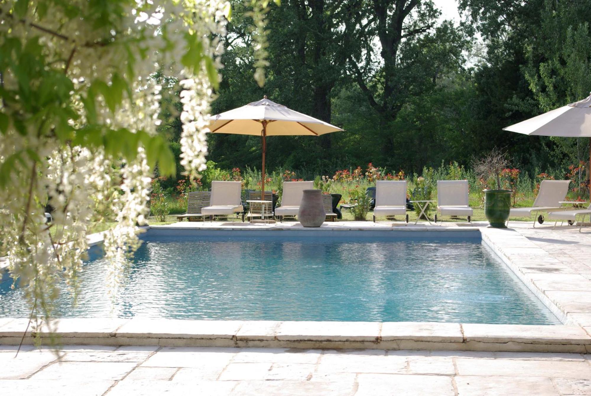 Bastide Rose Hotel Le Thor Eksteriør billede